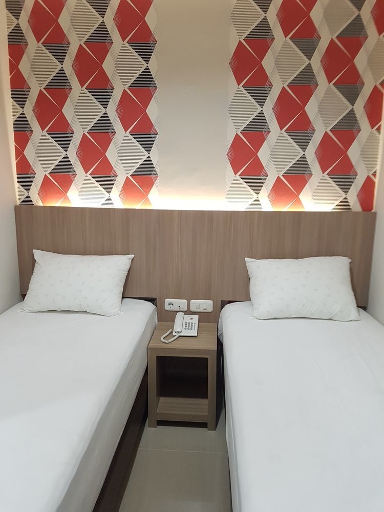 Ethan Hotel Kelapa Gading Джакарта Экстерьер фото